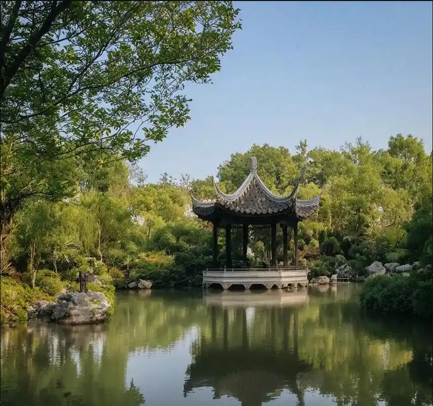 岳阳楼区雨真工程有限公司